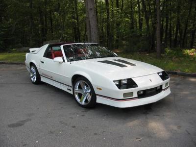Ludovina's 1989 IROC Z28 Coupe